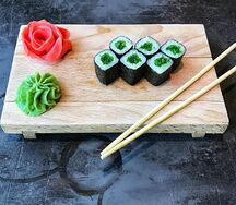 Ролл с чукой