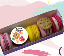 Мишка с подарком