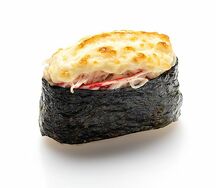 Гункан запеченный с крабом