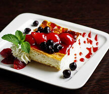 Творожно-ягодный десерт