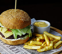 Бургер BBQ с говяжьей котлетой