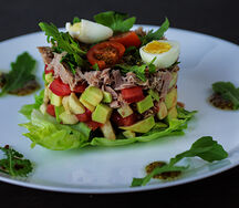 Тимбол из авокадо и тунца