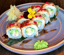 Ролл с угрем и крабом