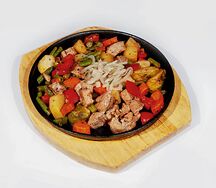 Сковорода со свининой