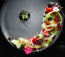 Салат Овощной с муссом из домашнего сыра