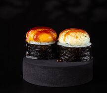 Запеченный ролл с угрем и японским омлетом