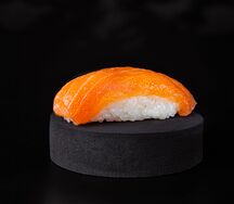 Нигири лосось