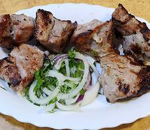 Шашлык из cвинoй шеи