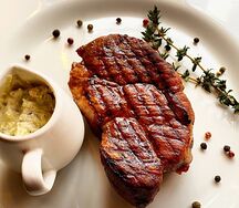 Стейк из cвинoй шеи