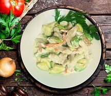 Куриная грудка с цукини