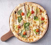 Пицца Цезарь с курицей