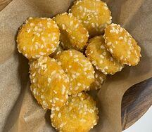 Острые сырные медальоны