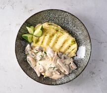 Бефстроганов с куриным филе