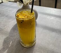 Лимонад Манго-маракуйя