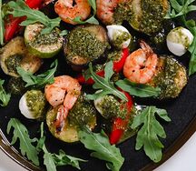 Креветки с овощами