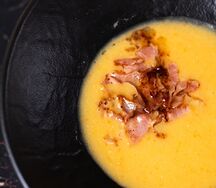 Гороховый суп с копченостями и беконом