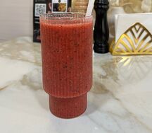 Смузи клубника-малина-мята