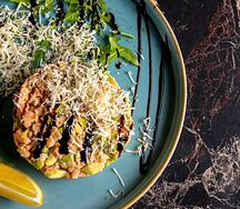 Тартар из сёмги с авокадо