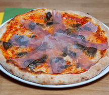 Пицца с грибами и прошутто 32 см