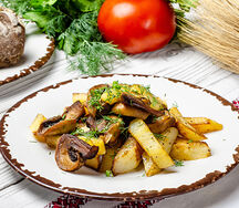 Картофель, жаренный с грибами
