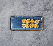 Ролл с креветкой темпура и сальсой из ананаса