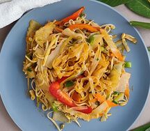 Пад Тхай с курицей