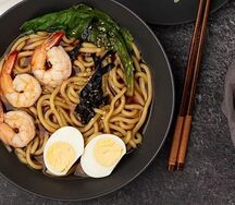 Рамен с креветками