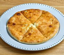 Хачапури с сыром и зеленью