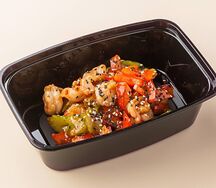 Креветки тигровые с болгарским перцем и сельдереем 