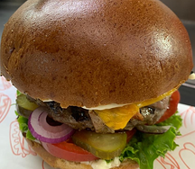 Бургер с рваной свининой