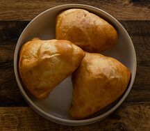 Булочка с яблоком