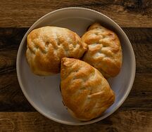 Булочка с капустой