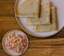 Блин с ветчиной и сыром