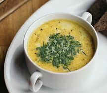 Сырный суп с пти-тим и куриными фрикадельками