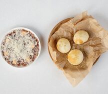 Тартар из говядины с костным мозгом и айоли из аджики