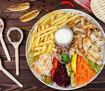 Шаверма на тарелке