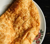 Чебурек с картофелем и сыром