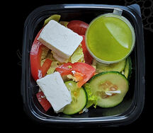 Овощной салат с рассольным сыром