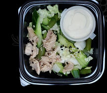 Салат с тунцом, зеленой фасолью и домашним майонезом