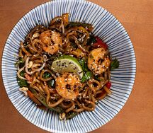 Вок с креветкой 