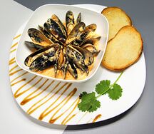 Мидии под соусом Том ям