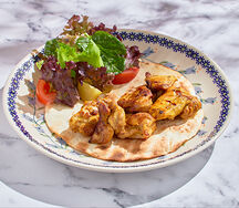 Куриный шашлык со свежими овощами