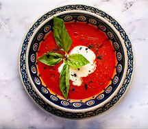 Томатный суп со страчателлой