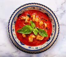 Томатный суп с креветками