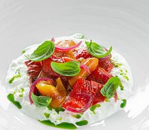 Подкопченные перцы и страчателла