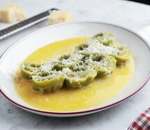 Равиоли с ягненком и шалфеем