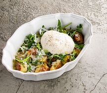 Ньокки из картофеля с белыми грибами с муссом из пармезана