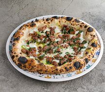 Пицца с сальсичча и фриарелли