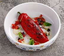 Запеченные перцы с пате из тунца