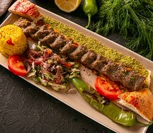 Кебаб с фисташками из говядины